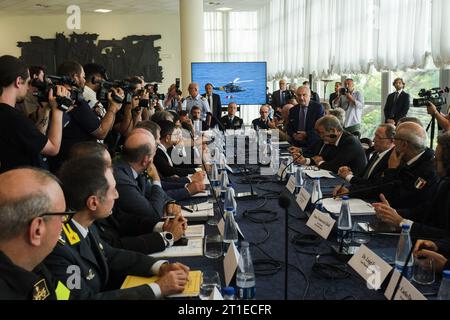 Pozzuoli, Italie. 13 octobre 2023. Rencontre technico-opérationnelle avec les maires et les institutions sur le phénomène du bradyséisme dans les champs phlégréens. Crédit : Live Media Publishing Group/Alamy Live News Banque D'Images