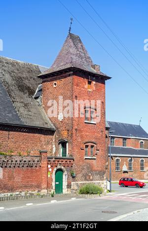 Ferme castrale de Hermalle-sous-Huy, ancienne ferme du château de Hermalle à Engis, province de Liège, Ardennes belges, Wallonie, Belgique, 17e siècle Banque D'Images