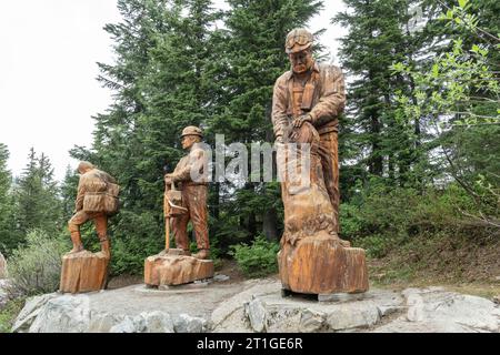 Statues de bûcherons sur la montagne Grouse, Vancouver, Canada Banque D'Images