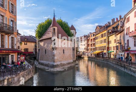 Palais de l'isle, sur la rivière Thiou, à Annecy, haute-Savoie, France Banque D'Images