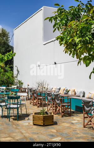 Kos, Grèce - 9 mai 2023 : Taverne dans le village de Zia sur l'île de Kos en Grèce Banque D'Images