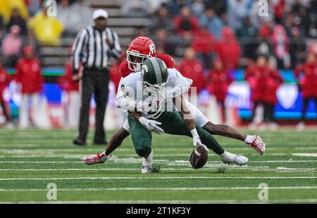 Piscataway, New Jersey, États-Unis. 14 octobre 2023. Le Wide Receiver des Spartans du Michigan State Alante Brown (0) s'enflamme lors du match de football de la NCAA entre les Spartans du Michigan State et les Rutgers Scarlet Knights au SHI Stadium de Piscataway, New Jersey Mike Langish/CSM/Alamy Live News Banque D'Images