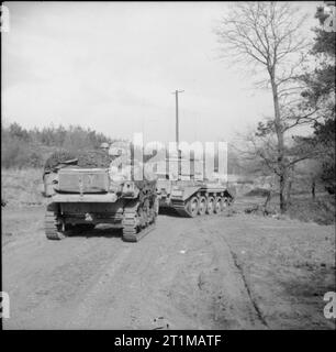 L'Armée britannique au nord-ouest de l'Europe 1944-1945 Stuart recce tank et Comète de 23rd Hussars, 11e Division blindée, 3 avril 1945. Banque D'Images