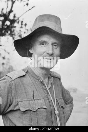 Les généraux britanniques 1939-1945 Général Sir Frank Messervy (1893 -1974) : Head and shoulders portrait du général Messervy, commandant la 7e division indienne, dans l'Arakan. Banque D'Images