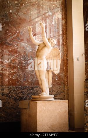 Galerie de sculptures du Louvre. Sculptures capturées en images au musée du Louvre, Paris, France. Banque D'Images