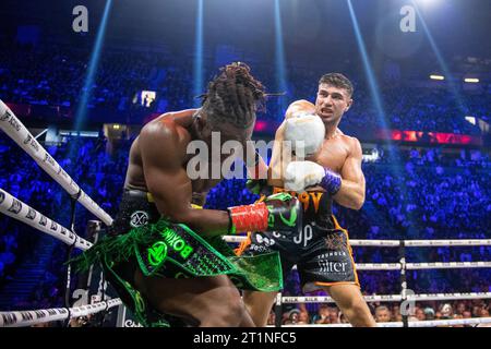 Manchester, Royaume-Uni. Tommy Fury combat KSI lors de l'événement Prime Card à Manchester Arena. Fury a gagné par décision majoritaire. Crédit : Benjamin Wareing / Alamy Live News Banque D'Images