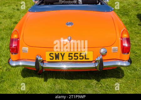 Arrière de Orange MG spMidget orts voiture SWY555L 1973 Banque D'Images