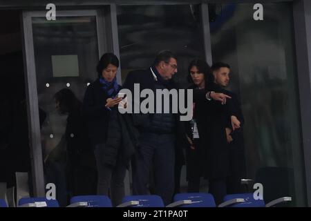 Paris, France. 15 octobre 2023. L'ancien ministre français des Sports Jean François Lamour assiste au quart de finale entre l'Irlande et la Nouvelle-Zélande de la coupe du monde de Rugby 2023 en France ( crédit : Mickael Chavet/Alamy Live News Banque D'Images