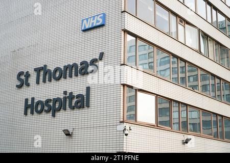 Londres, Royaume-Uni : 16 septembre 2023 : l'hôpital St Thomas est un grand hôpital universitaire du NHS dans le centre de Londres. Il fournit des soins de santé gratuitement depuis les années 1100 Banque D'Images