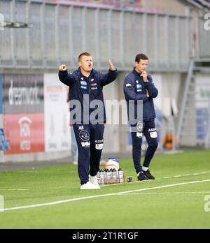 Oslo, Norvège. 14 octobre 2023. Oslo, Norvège, le 14 octobre 2023 : John Arne Riise, entraîneur d'Avaldsnes, est vu lors du match de championnat Toppserien entre Valerenga et Avaldsnes à l'Artility Arena à Oslo, Norvège (Ane Frosaker/SPP) crédit : SPP Sport Press photo. /Alamy Live News Banque D'Images