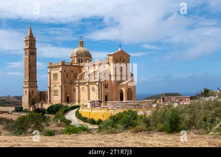 Gozo, Malte, 3 mai 2023. Le sanctuaire national Ta' Pinu est un édifice religieux catholique situé à Għarb, sur l'île de Gozo. C'est une mariale maltaise Banque D'Images