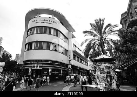 Tel Aviv, Israël - 2 octobre 2023 - vue sur la rue depuis le quartier Allenby, un quartier central autour de la rue Allenby à tel Aviv, Israël. Poli House H. Banque D'Images