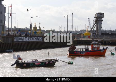 Bienvenue au panneau historique Harwich dans le port de Harwich, Essex. Banque D'Images