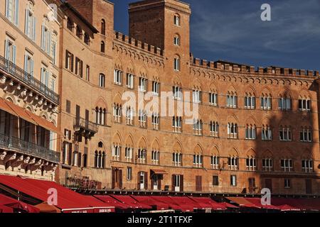 Sienne, l'une des villes les plus aimées et visitées en Toscane, Italie Banque D'Images