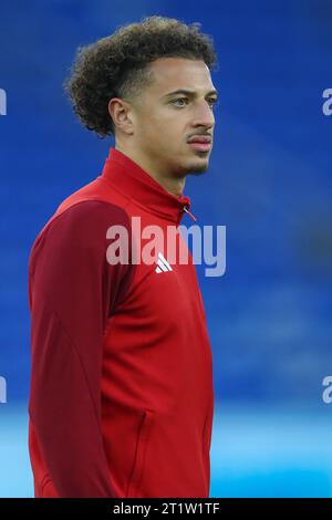 Cardiff, Royaume-Uni. 15 octobre 2023. Ethan Ampadu du pays de Galles arrive devant le match qualificatifs de l'UEFA Euro 2024 pays de Galles vs Croatie au Cardiff City Stadium, Cardiff, Royaume-Uni, le 15 octobre 2023 (photo de Gareth Evans/News Images) à Cardiff, Royaume-Uni, le 10/15/2023. (Photo Gareth Evans/News Images/Sipa USA) crédit : SIPA USA/Alamy Live News Banque D'Images