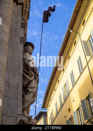 Statue de St Ansano par Antonio Federighi à Loggia della Mercanzia, Sienne Banque D'Images