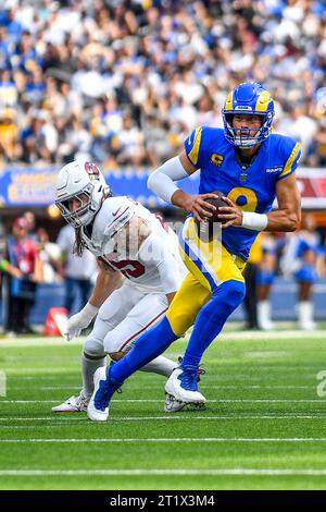 Inglewood, Californie. 15 octobre 2023. Le quarterback des Rams de Los Angeles Matthew Stafford #9 en action au premier quart-temps lors du match de football de la NFL contre les Cardinals de l'Arizona.crédit photo obligatoire : Louis Lopez/Cal Sport Media/Alamy Live News Banque D'Images