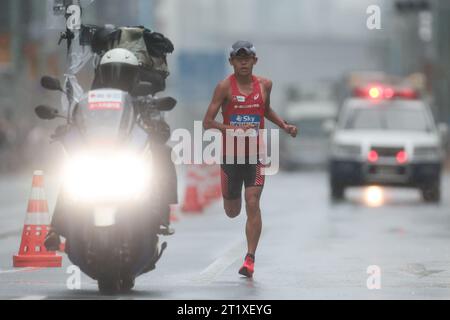 Tokyo, Japon. 15 octobre 2023. Marathon Yuki Kawauchi : Grand Championnat de Marathon (MGC) course masculine à Tokyo, Japon . Crédit : /AFLO SPORT/Alamy Live News Banque D'Images