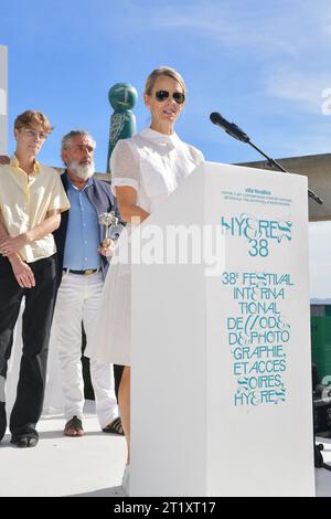 Hyères, France. 15 octobre 2023. Julia Hofmann, Prix Mercedes Benz, lors de la cérémonie de remise des prix et de la clôture de la 38e édition du Festival International de mode, Photographie et Accessoires de mode le 15 octobre 2023, à Villa Noailles, Hyères, France. Photo de Jana Call Me J/ABACAPRESS.COM crédit : Abaca Press/Alamy Live News Banque D'Images