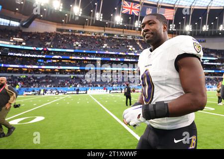 Tottenham Hotspur Stadium, Londres, Royaume-Uni. 15 octobre 2023. NFL UK football, Baltimore Ravens contre Tennessee Titans ; Baltimore Ravens linebacker Roquan Smith (0) après la victoire de 16-24 Credit : action plus Sports/Alamy Live News Banque D'Images