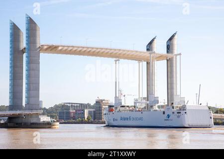 Bordeaux , France - 10 06 2023 : Canopée Canopy ariane Group jifmar bateau cargo français pour expédier des composants de lanceur Ariane 6 à Kourou équipés de Banque D'Images