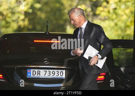 Oslo 20231016.le Premier ministre norvégien Jonas Gahr Støre arrive au Palais, ministre extraordinaire. Photo : Gorm Kallestad / NTB Banque D'Images