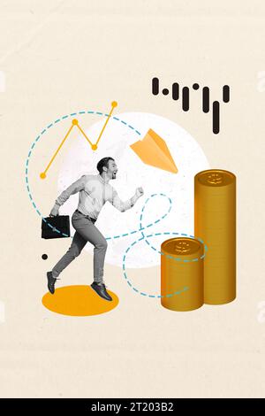 Collage vertical de gars d'effet noir blanc excité courir avion de papier volant pile de pièces d'argent empilant des stats de croissance graphique isolé sur fond beige Banque D'Images
