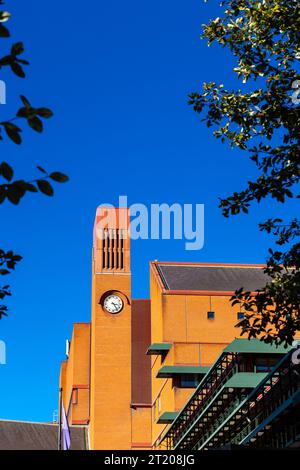 Extérieur de la British Library sur Euston Road, Londres, Angleterre Banque D'Images