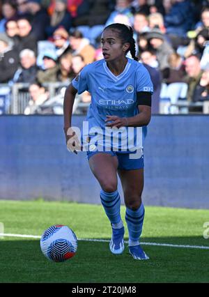 Joie Stadium, Sportcity, Manchester, Angleterre. 15 octobre 2023. Demi Stokes #3 de Manchester City Women sur le ballon, lors du Manchester City Women football Club V Bristol City Women's football Club au joie Stadium, dans la Barclays Women's Super League/Women's Super League. (Image de crédit : ©Cody Froggatt/Alamy Live News) Banque D'Images