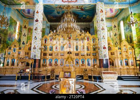 Intérieur de l'église orthodoxe russe d'Apostolou Andreas, Saint André, Sainte Métropole de Tamason et Oreinis, Episkopeio, Nicosie, Chypre Banque D'Images