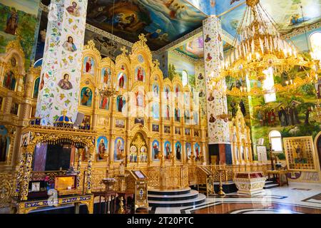 Intérieur de l'église orthodoxe russe d'Apostolou Andreas, Saint André, Sainte Métropole de Tamason et Oreinis, Episkopeio, Nicosie, Chypre Banque D'Images