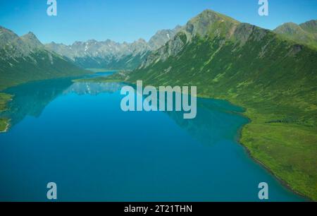 Créateur : Hillebrand, Steve. Sujets : Photographie aérienne ; Géographie physique ; Lacs ; montagnes ; scènes; paysages ; refuge national de faune de Togiak ; Alaska. . 1998 - 2011. Banque D'Images