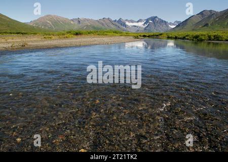 Créateur : Hillebrand, Steve. Sujets : paysages ; paysages ; rivières et ruisseaux ; montagnes ; refuges pour animaux sauvages; Togiak National Wildlife refuge ; Alaska. . 1998 - 2011. Banque D'Images