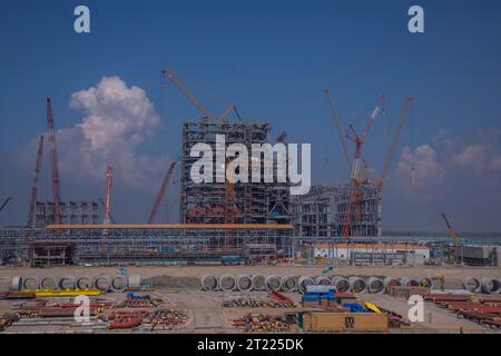 La centrale électrique de Matarbari est une centrale électrique au charbon de 1 200 mégawatts (2X600) en construction à Maheshkhali Upazila, dans le district de Cox's Bazar, dans le SO Banque D'Images