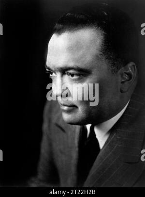 J. Edgar Hoover (1895-1972), directeur du FBI, Département de la justice, portrait de tête et d'épaule, New York World-Telegram et The Sun Newspaper Photography Collection, 1948 Banque D'Images