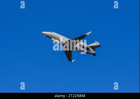 Seongnam, Corée du Sud. 16 octobre 2023. Un avion de reconnaissance électronique de renseignement de la Corée du Sud a été vu voler à la base aérienne de Séoul à Seongnam, au sud de Séoul. Les organisateurs ont annoncé que l’exposition internationale de l’aérospatiale et de la défense de Séoul (ADEX) 2023 ouvrira ses portes à la base aérienne de Séoul à Seongnam du 17 au 22 octobre, et que 550 entreprises de 35 pays y participeront. (Photo Kim Jae-Hwan/SOPA image/Sipa USA) crédit : SIPA USA/Alamy Live News Banque D'Images