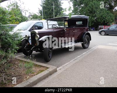 Old car parked next to a parking meter in Zurich, Switzerland, Europe Stock  Photo - Alamy