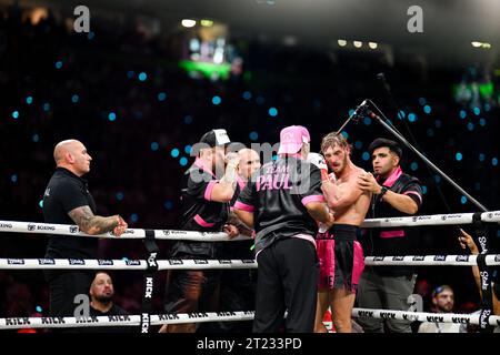 Manchester, Royaume-Uni. Logan Paul combat Dillon Danis lors de Prime Card à Manchester Arena. Paul a gagné par disqualification. Crédit : Benjamin Wareing / Alamy Live News Banque D'Images