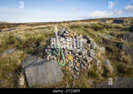 Rocher de Gritstone sur pennine Way près de Blackstone Edge au-dessus de littleborough dans les South Pennines Banque D'Images