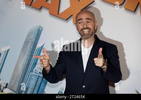 Paris, France. 16 octobre 2023. Julien Arruti assiste à la première 3 JOURS MAX de Tarek Boudali au Grand Rex le 16 octobre 2023 à Paris, France. Crédit : Bernard Menigault/Alamy Live News Banque D'Images