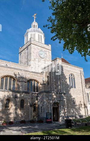 Cathédrale de Portsmouth, vue sur le monument du Hampshire, Angleterre, Royaume-Uni Banque D'Images