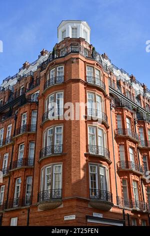 Hôtel Claridge, Brook Street, Davies Street, Mayfair, West London, Royaume-Uni Banque D'Images