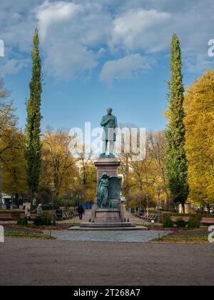 Statue de Johan Ludvig Runeberg, parc Esplanadi, Helsinki, Finlande Banque D'Images