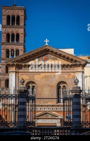 Rome, Italie - 15 février 2023 : extérieur de la basilique Santa Pudenziana, la plus ancienne église de Rome Banque D'Images