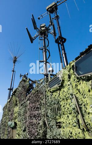 ANCIEN TÉLÉPHONE DE campagne militaire 1945 avec un 2 eme combiné EUR