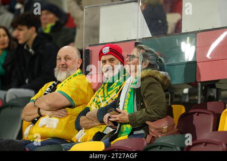 Stade communautaire GTech, Londres, Royaume-Uni. 17 octobre 2023. International football friendly, Australie contre Nouvelle-Zélande ; crédit pour les fans australiens : action plus Sports/Alamy Live News Banque D'Images