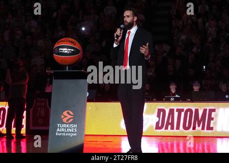 Milan, Italie. 17 octobre 2023. Gigi Datome Night pendant EA7 Emporio Armani Milano vs Olympiacos Piraeus, Basketball Euroleague match à Milan, Italie, octobre 17 2023 crédit : Agence de photo indépendante/Alamy Live News Banque D'Images