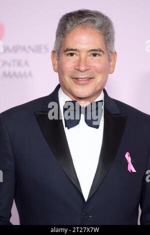 17 octobre 2023, Madrid, Madrid, Espagne : Boris Izaguirre assiste au dîner de charité 'cancer Ball' de elle Magazine au Théâtre Royal le 17 octobre 2023 à Madrid, Espagne (crédit image : © Jack Abuin/ZUMA Press Wire) À USAGE ÉDITORIAL SEULEMENT! Non destiné à UN USAGE commercial ! Banque D'Images