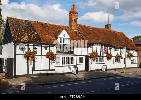 The Red Lion public House à Bierton, Aylesbury, Royaume-Uni Banque D'Images