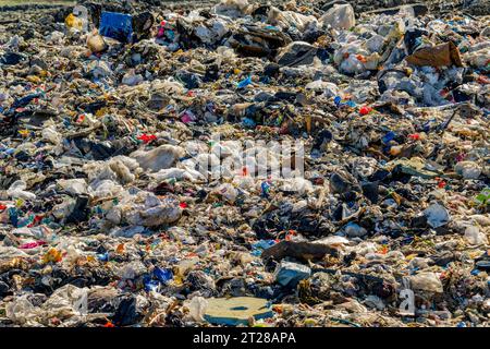 Tonnes de déchets dans les installations d'enfouissement régional de Cedar Hills du comté de King, exploitées par la Division des déchets solides du comté de King (il couvre 920 acres Banque D'Images